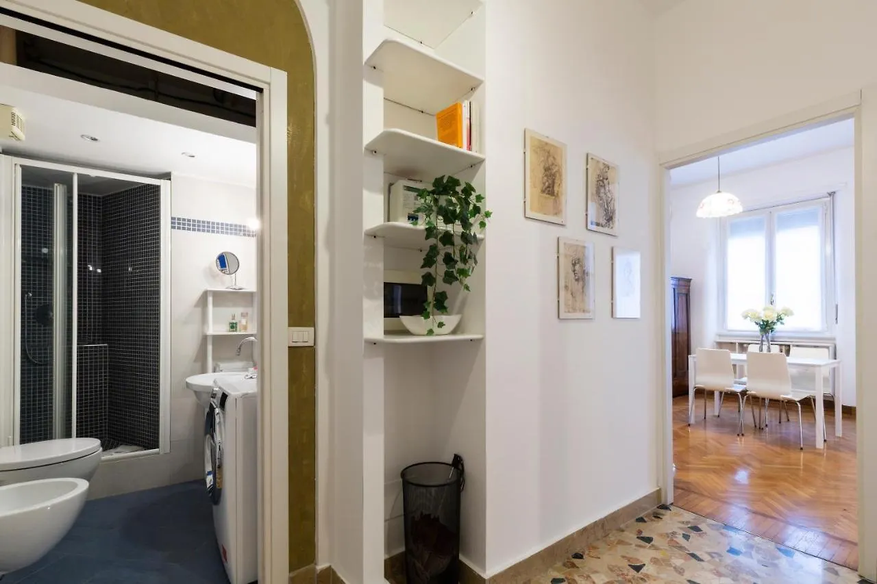 Living Isola Apartment Milan